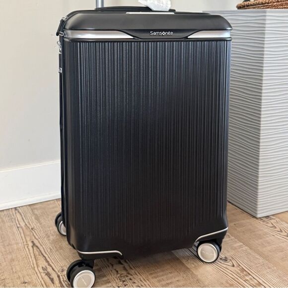 SAMSONITE 🔥SILHOUETTE 18 HARDSIDE CARRY-ON SPINNER Travel bag, weekender luggag - Picture 15 of 16